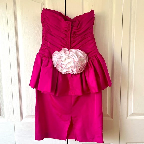 Vintage Nu Mode Hot Pink Peplum Strapless Cocktail Dress - Picture 5 of 10
